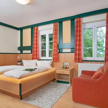 Biogasthaus Wanker 3*